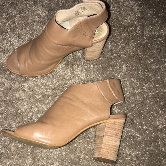 Steve Madden Women's Nonstp Bootie - Picture 2 of 8